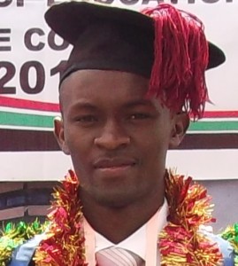 We are happy to announce the graduation of our sixth scholar, David Mundia, who graduated with a degree in Dentistry on December 2, 2011.